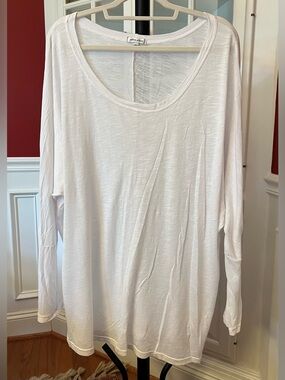 Allen Allen White Long-Sleeve Scoop Neck Tee